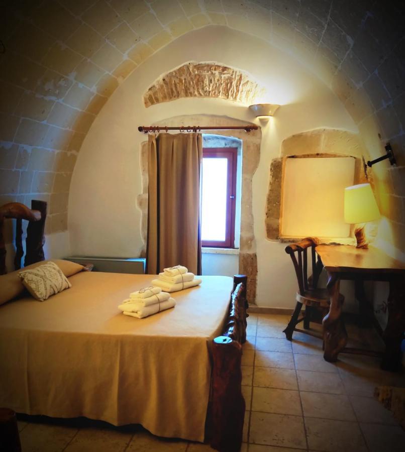 Masseria Quis Ut Deus Crispiano Bagian luar foto