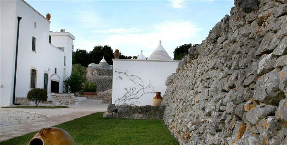 Masseria Quis Ut Deus Crispiano Bagian luar foto