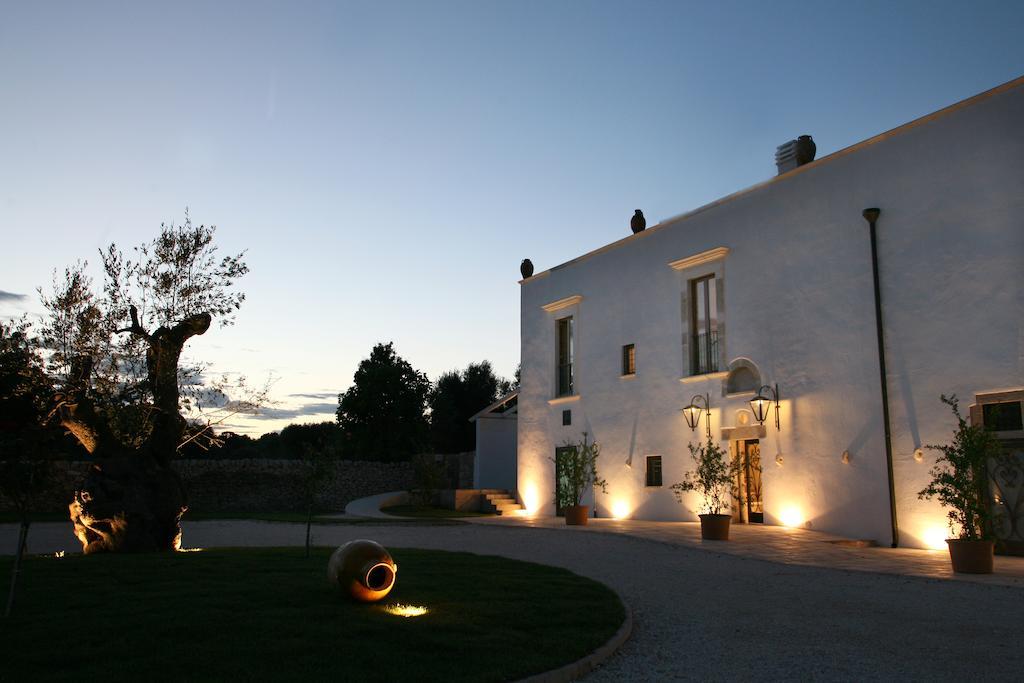 Masseria Quis Ut Deus Crispiano Bagian luar foto